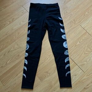 Hot Topic Black Geometric Leggings